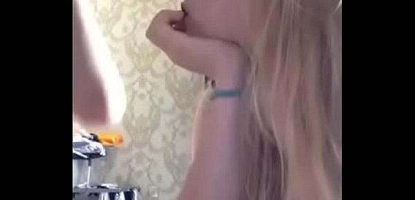  Two Hot Russians Teasing On Periscope